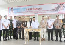 Gubernur Sulsel Resmikan Rammang-Rammang VIP Room di Bandara Hasanuddin