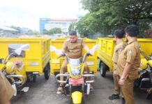 Maksimalkan Layanan Kebersihan, Pemkot Makassar Luncurkan 50 Motor Sampah dan 9 Dump Truk Baru