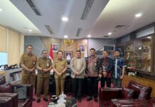 Bahas Penguatan APBD, Wali Kota Makassar Temui Dirjen Keuda Kemendagri