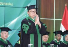 Taruna Ikrar Hadiri Wisuda II UIC, Senat Guru Besar Kawal Kurikulum Psikologi dan SDM Era AI
