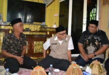 Didampingi Bupati Maros, Menhaj Kunjungi Keluarga Jemaah Haji yang Meninggal di Arab Saudi