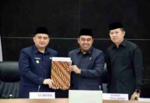 Paripurna DPRD Makassar: Perda Perhubungan Disetujui, Aturan Pengendalian Ruang Didorong