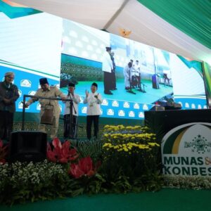 Hadiri Munas Nu Di Bangkalan, Prabowo Puji Peran Kiai Dan Ulama