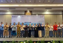 Jembatani Gap Generasi, Guru dan Siswa Sama-sama Dilatih dalam Program Well-being & AI Camp Telkom