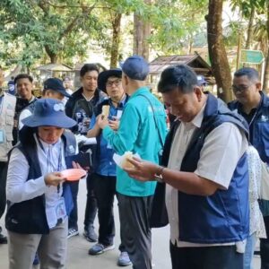 Asesor Unesco Kunjungi Maros, Antusias Lihat Geosite Hingga Bayar Sendiri Jajanan Umkm