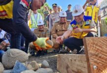 Peletakan Batu Pertama Gubernur Sulsel, Tandai Proyek Duplikasi Jembatan Maros Dimulai