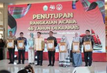 Pemkot Makassar Terima Penghargaan dari Mendagri di Penutupan HUT Dekranas 2026