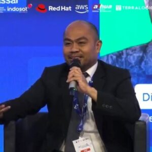 Kadis Kominfo Makassar Paparkan Strategi Integrasi 358 Aplikasi Di Forum Smart City