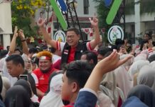 Taruna Ikrar Dibopong Pegawai ke Panggung, Ada Apa di Balik Perayaan HUT RI di BPOM?