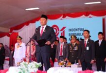 Bacakan Teks Proklamasi, Ketua DPRD Maros Ajak Generasi Muda Lanjutkan Perjuangan Pahlawan