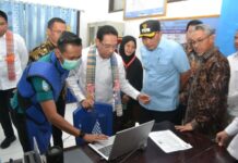 Wamenkes Tinjau Skrining TBC di Maros, Tekankan Tracing Kontak Erat untuk Tekan Kasus