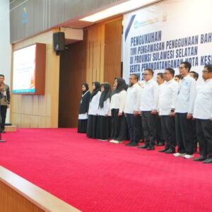 Gubernur Sulsel Kukuhkan Tim Pengawasan Bahasa Indonesia, Sekda Jufri Rahman Jadi Ketua