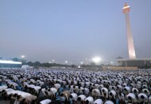 100 Ribu Jemaah Padati Monas, Zikir dan Doa Kebangsaan Buka Rangkaian HUT Ke-81 RI