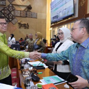 Taruna Ikrar Bongkar Dilema Besar Bpom: Pengawasan Bisa Anjlok 79 Persen Di Tengah Ledakan Produk Kesehatan
