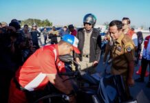 Gubernur Sulsel Pantau Pengisian BBM Kendaraan Roda Dua di Modular SPBU Kawasan CPI