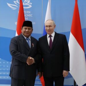Bertemu Putin, Prabowo Tegaskan Komitmen Perkuat Kemitraan Indonesia-Rusia
