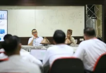Narasumber Pelatihan Kepemimpinan Pengawas, Sekda Makassar: Warga Makin Kritis!
