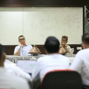 Narasumber Pelatihan Kepemimpinan Pengawas, Sekda Makassar: Warga Makin Kritis!