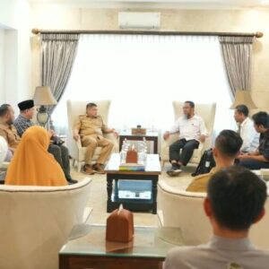 Pemkot Makassar-Unhas Siapkan 50 Titik Budidaya Maggot, Sampah Organik Diolah Jadi Pakan Ayam