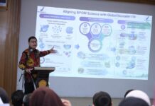 Pidato Bahasa Inggris di UNPAD, Taruna Ikrar Ungkap Tantangan Inovasi Farmasi: Sains Berlari, Regulasi Tak Boleh Tertinggal