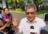 Rocky Gerung Beri Nilai Sip untuk Prabowo, Gestur Finger Heart di Istana dan Ujian Dua Tahun Kekuasaan