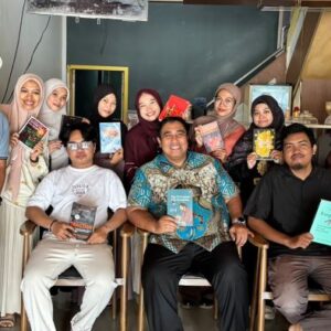 Hadiri Book Party Maros, Chaidir Syam Dorong Komunitas Literasi Terus Bergerak