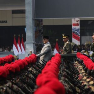 Hut Ke-81 Tni, Prabowo Tegaskan Tni Harus Selalu Di Tengah Rakyat
