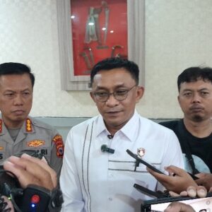 Polda Sulsel Bongkar Penipuan Whatsapp, Korban Transfer Rp50 Juta Ke Pelaku